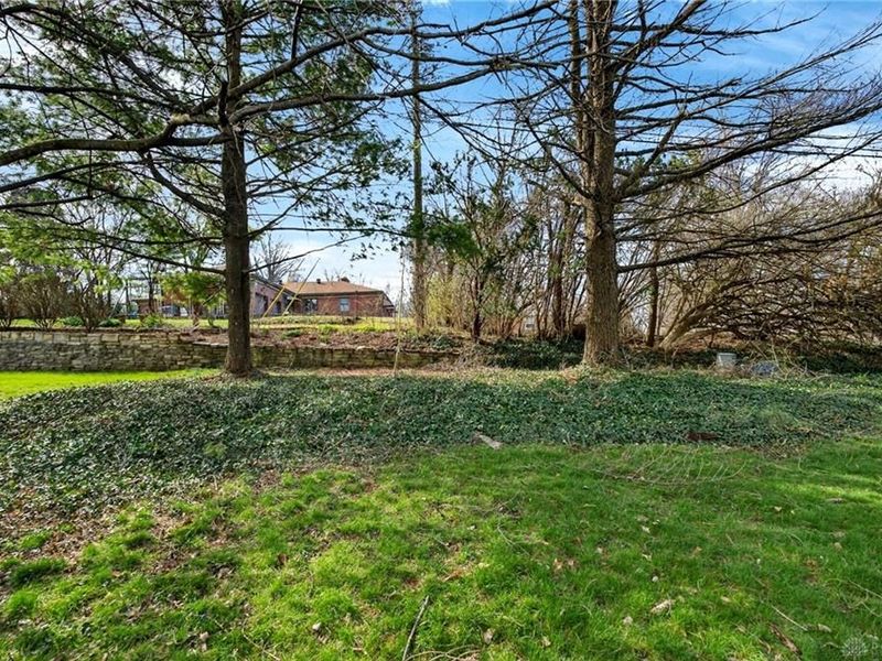 1204 Waving Willow Drive, Kettering, OH 45409 Photo 37