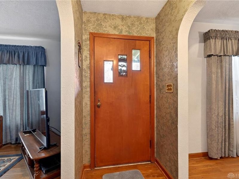 1204 Waving Willow Drive, Kettering, OH 45409 Photo 5