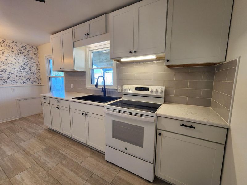 1124 Erie Avenue, Bellefontaine, OH 43311 Photo 5