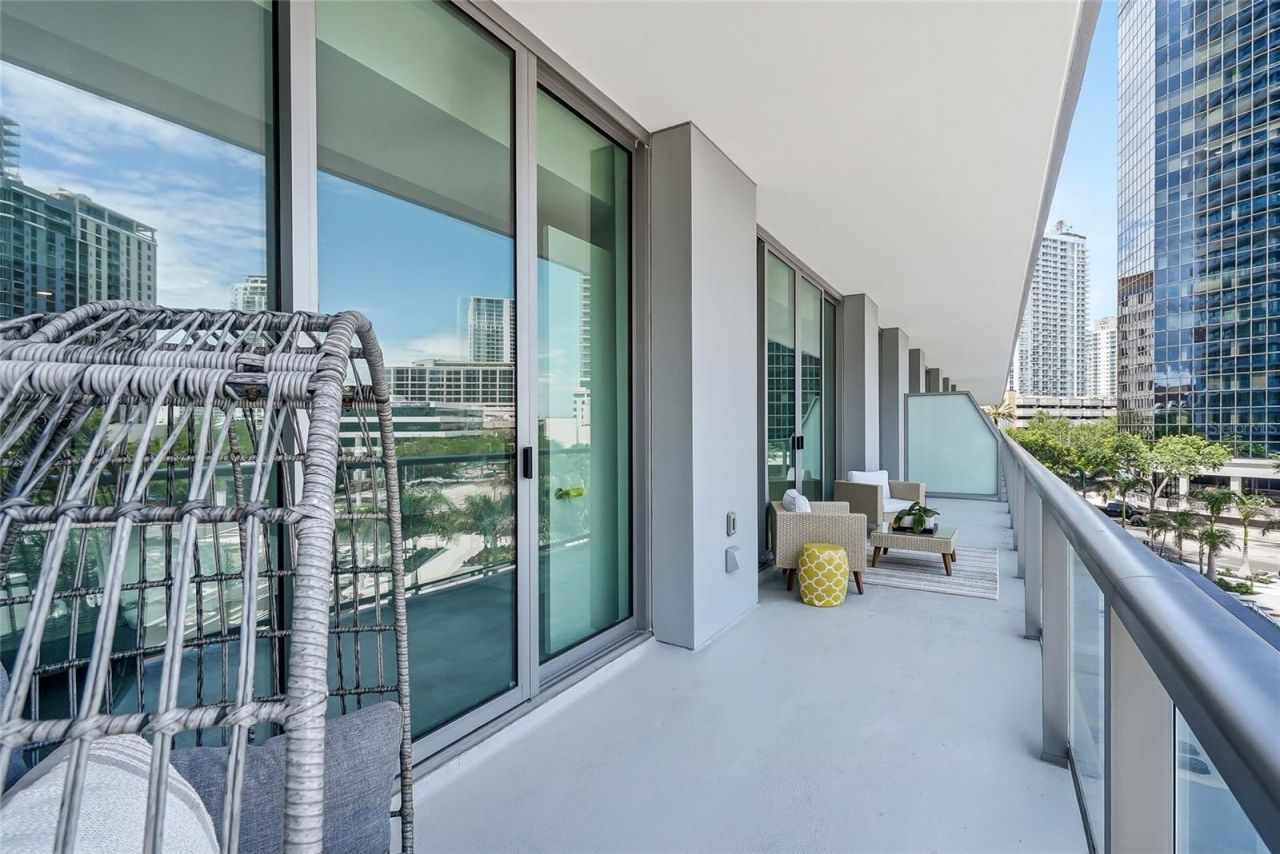 400 Central Avenue, Unit 303, Saint Petersburg, FL 33701 Photo