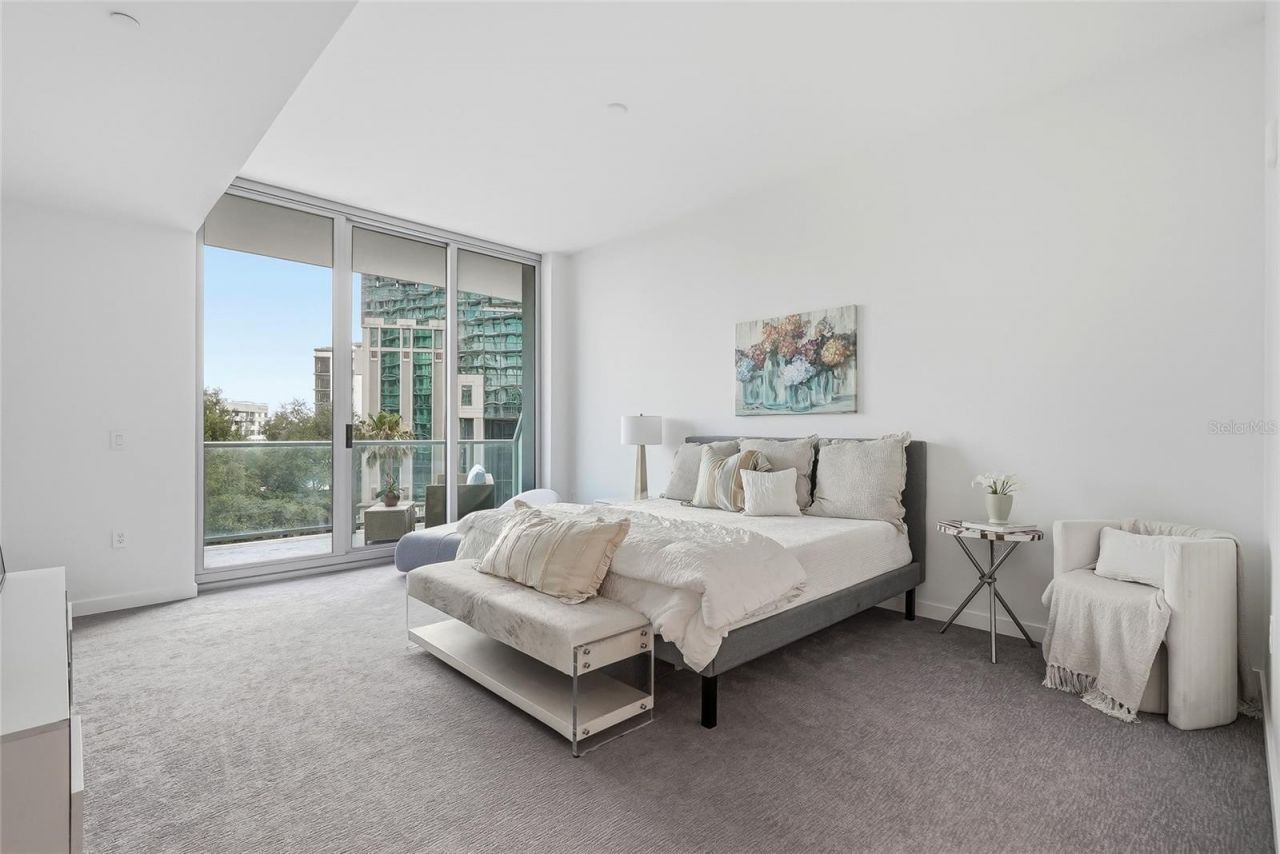 400 Central Avenue, Unit 303, Saint Petersburg, FL 33701 Photo
