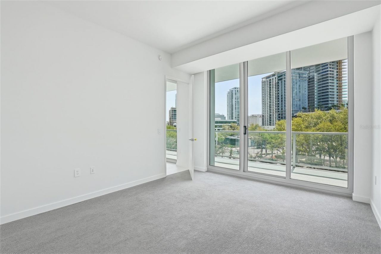 400 Central Avenue, Unit 303, Saint Petersburg, FL 33701 Photo