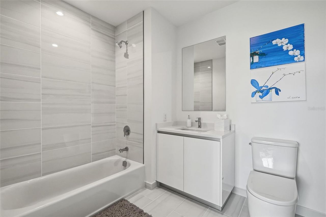 400 Central Avenue, Unit 303, Saint Petersburg, FL 33701 Photo