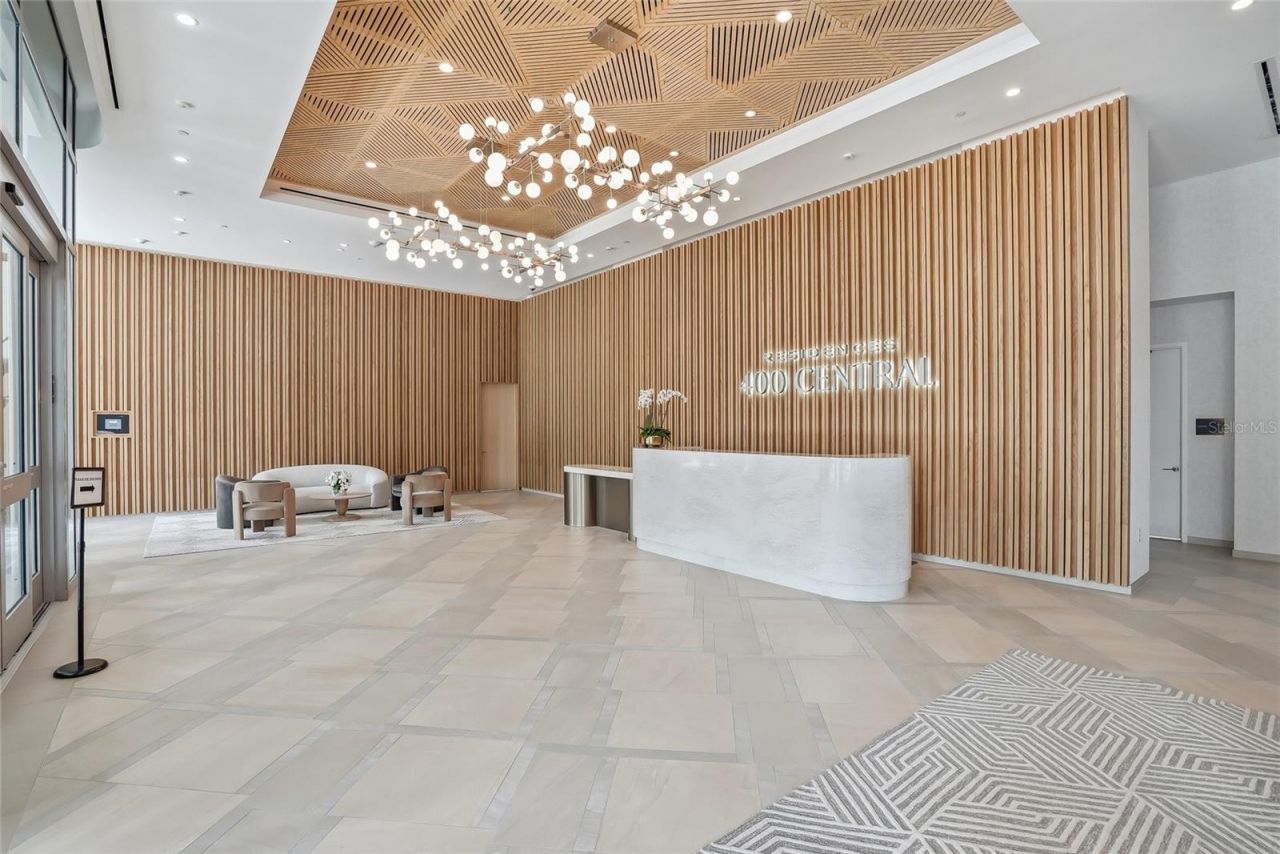 400 Central Avenue, Unit 303, Saint Petersburg, FL 33701 Photo