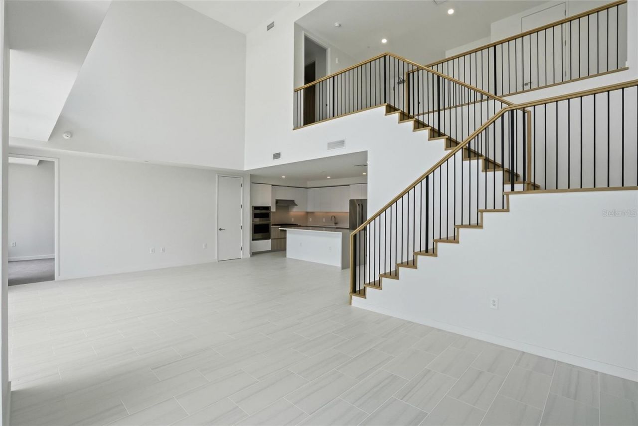 400 Central Avenue, Unit 303, Saint Petersburg, FL 33701 Photo