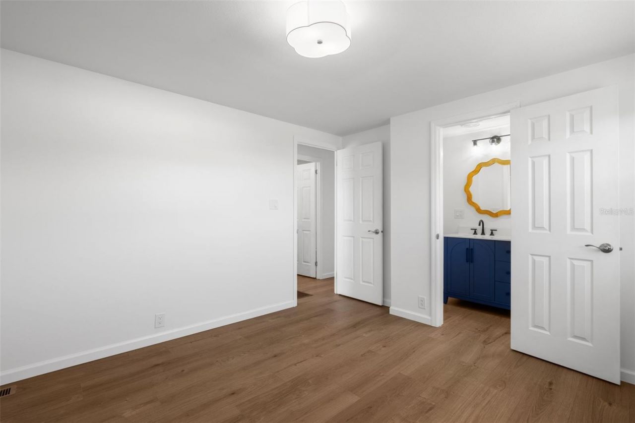 7271 Mount Arlington Drive Ne, Unit 430, Saint Petersburg, FL 33702 Photo