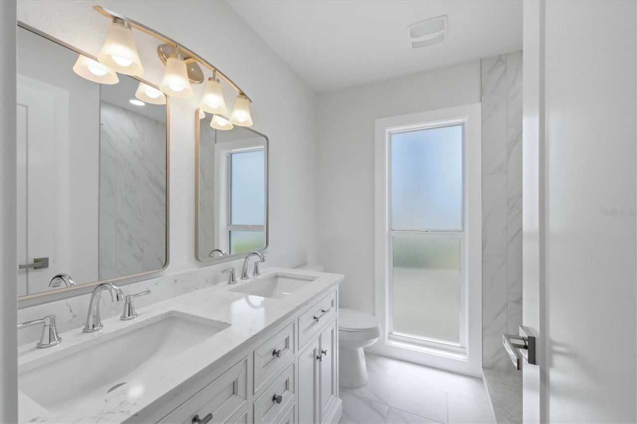 5251 Bunyan Street , Sarasota, FL 34232 Photo