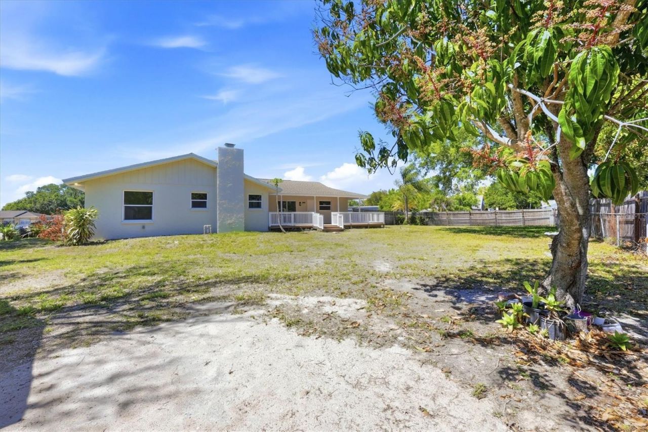 5251 Bunyan Street , Sarasota, FL 34232 Photo