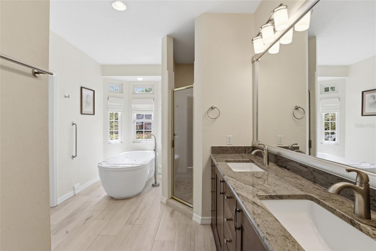 8828 NW 19th Lane, Gainesville, FL 32606 Photo