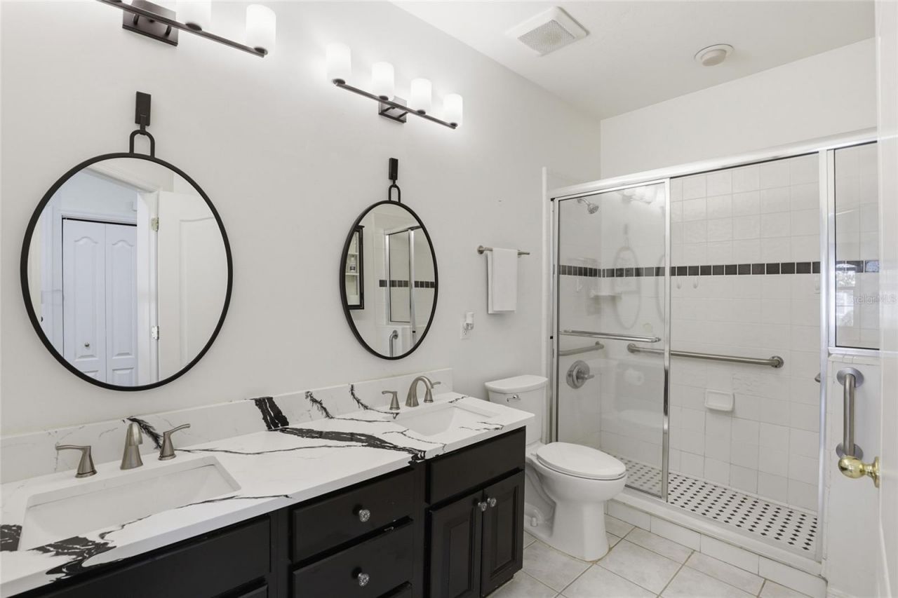 8828 NW 19th Lane, Gainesville, FL 32606 Photo