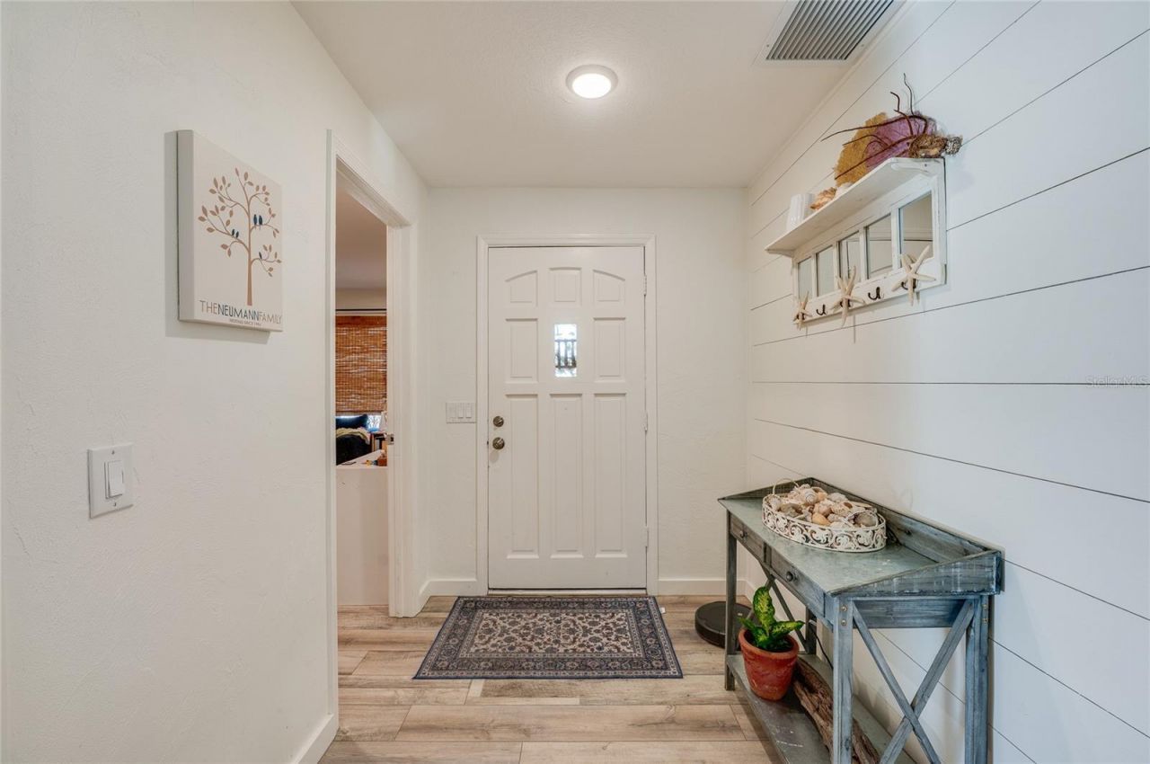 871 Lindenwood Circle E, Ormond Beach, FL 32174 Photo