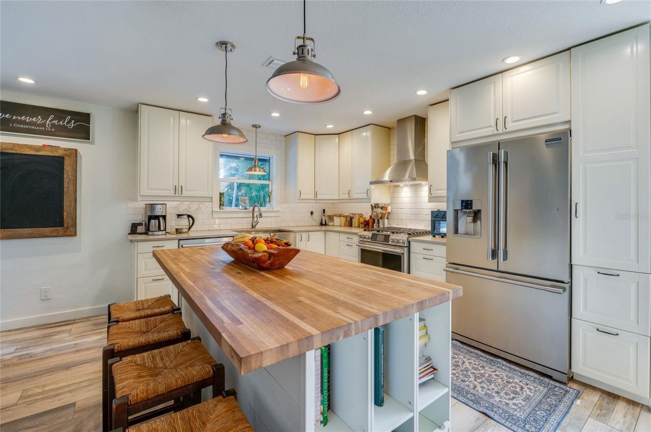 871 Lindenwood Circle E, Ormond Beach, FL 32174 Photo