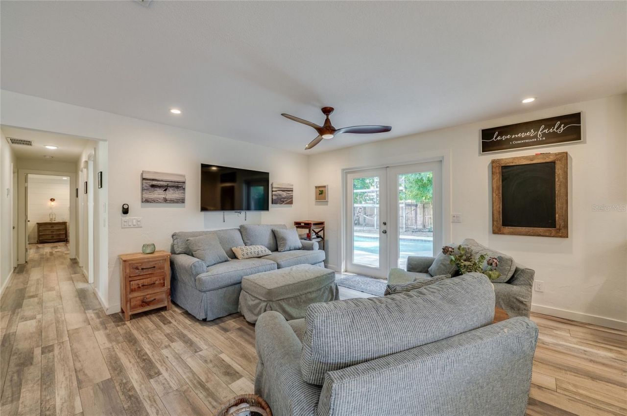 871 Lindenwood Circle E, Ormond Beach, FL 32174 Photo