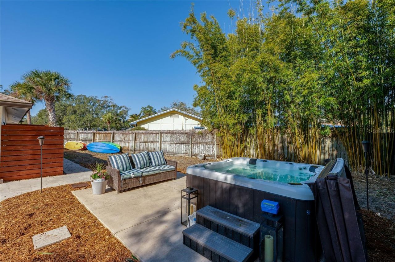 871 Lindenwood Circle E, Ormond Beach, FL 32174 Photo