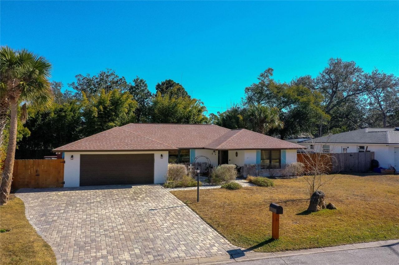 871 Lindenwood Circle E, Ormond Beach, FL 32174 Photo