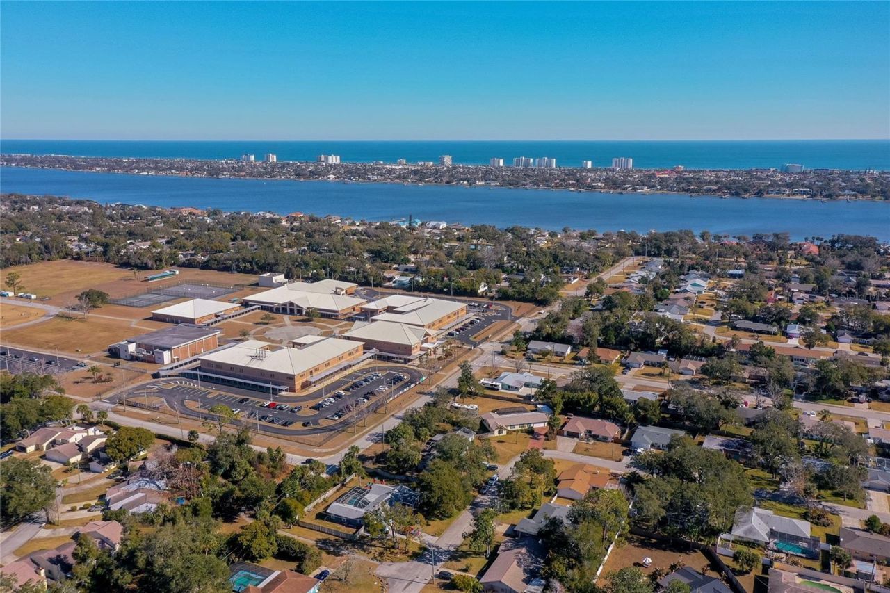 871 Lindenwood Circle E, Ormond Beach, FL 32174 Photo