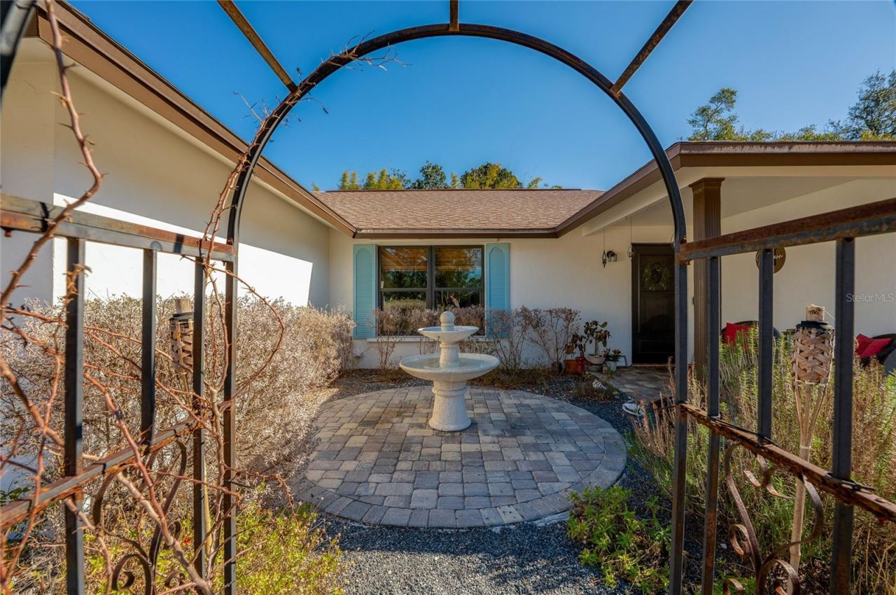 871 Lindenwood Circle E, Ormond Beach, FL 32174 Photo