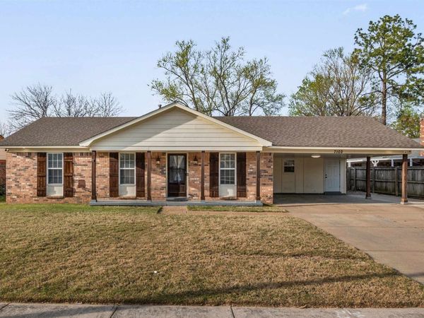 7102 ROSE TRAIL DR, Memphis, TN 38133