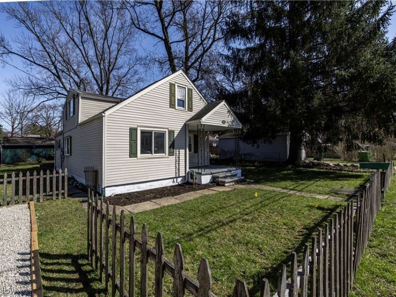 1463 4th Street, Lakemore, OH 44250 Photo 3