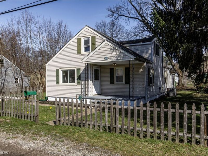 1463 4th Street, Lakemore, OH 44250 Photo 4