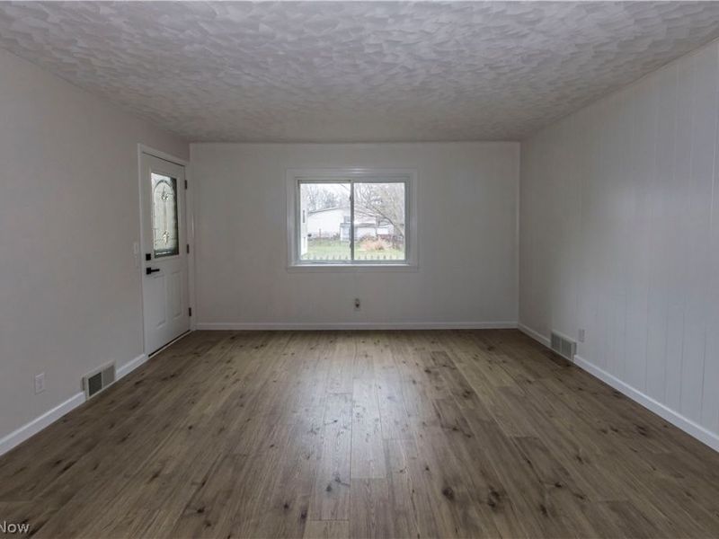 1463 4th Street, Lakemore, OH 44250 Photo 7