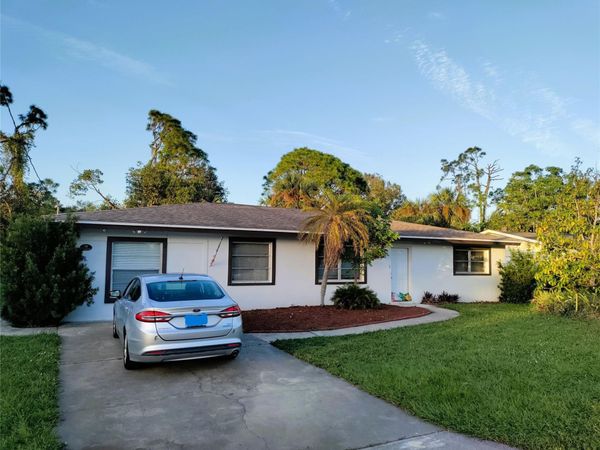 77 Cardinal Drive, North Fort Myers, FL 33917