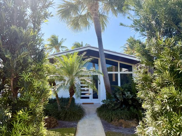 2015 Notre Dame Drive, Lake Worth Beach, FL 33460