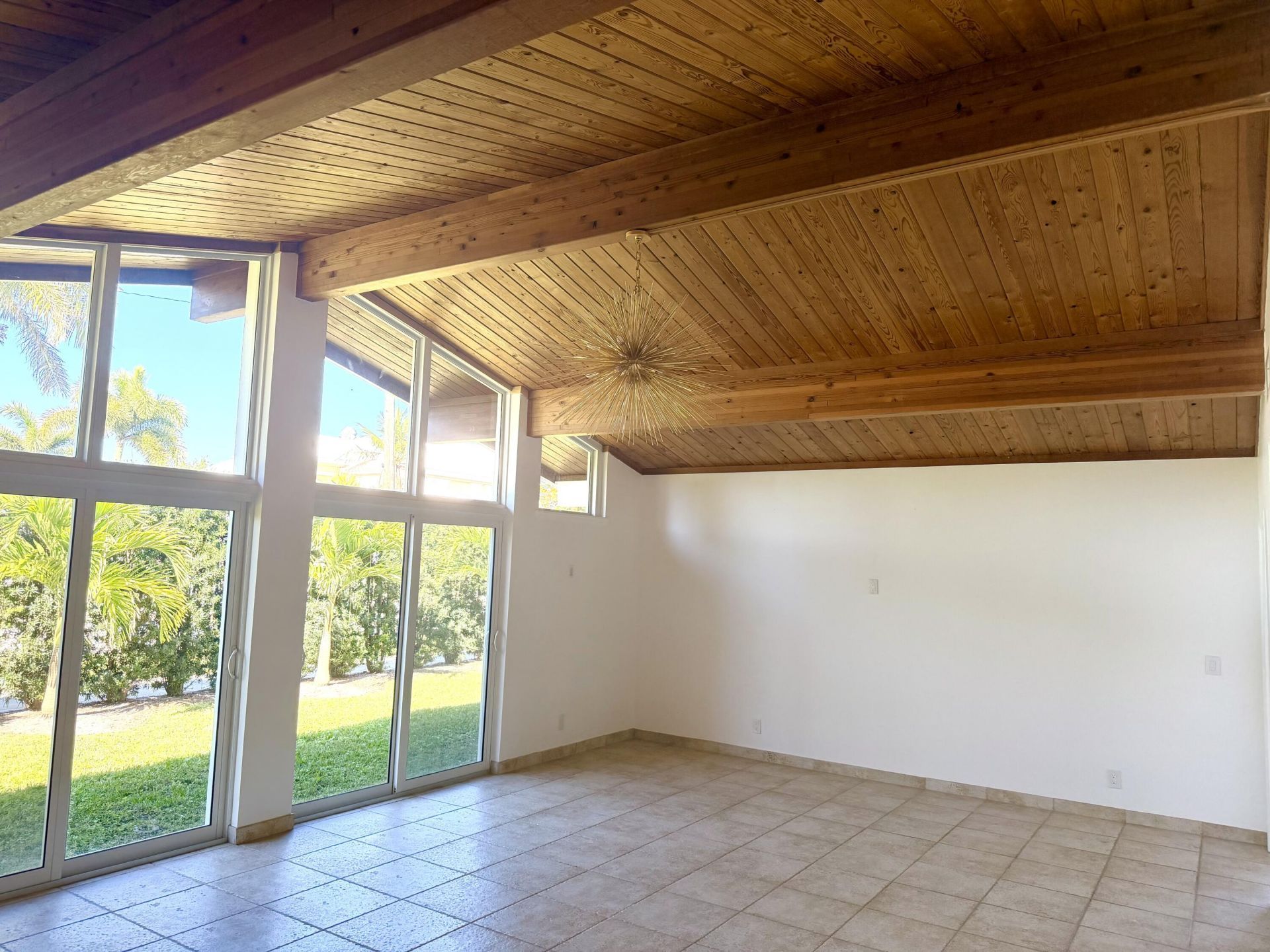 2015 Notre Dame Drive, Lake Worth Beach, FL 33460 Photo