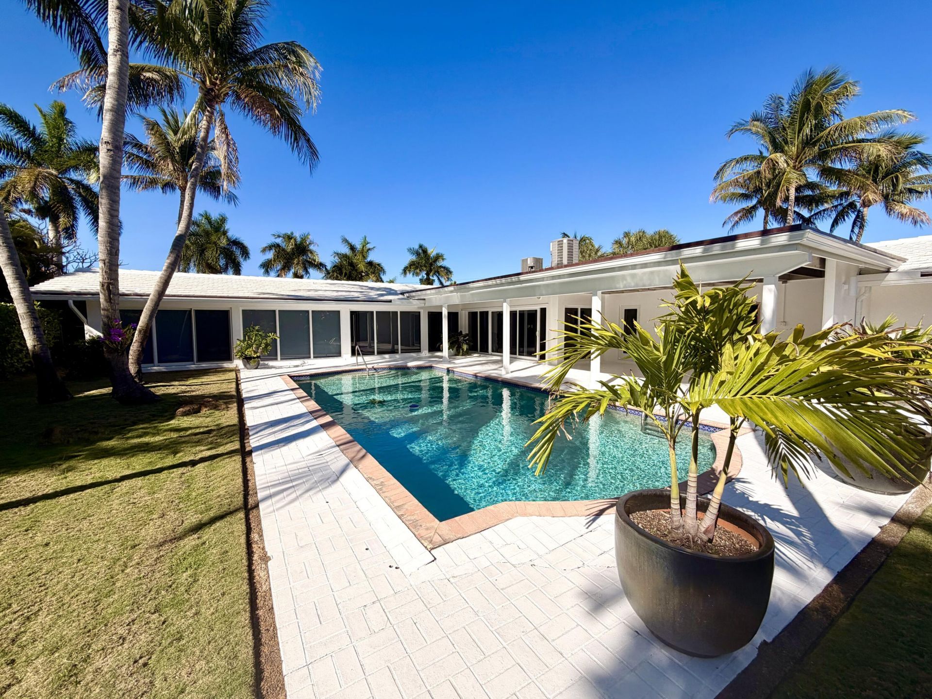 2015 Notre Dame Drive, Lake Worth Beach, FL 33460 Photo