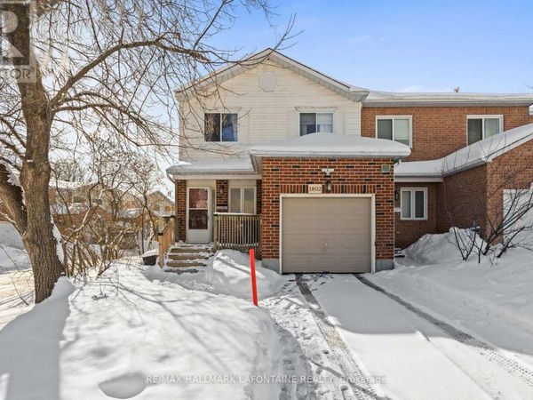 1802 Turnberry Road , Ottawa, ON K1E3V1