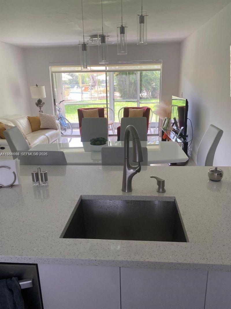 8838 W Mcnab Rd , Unit 104, Tamarac, FL 33321 Photo