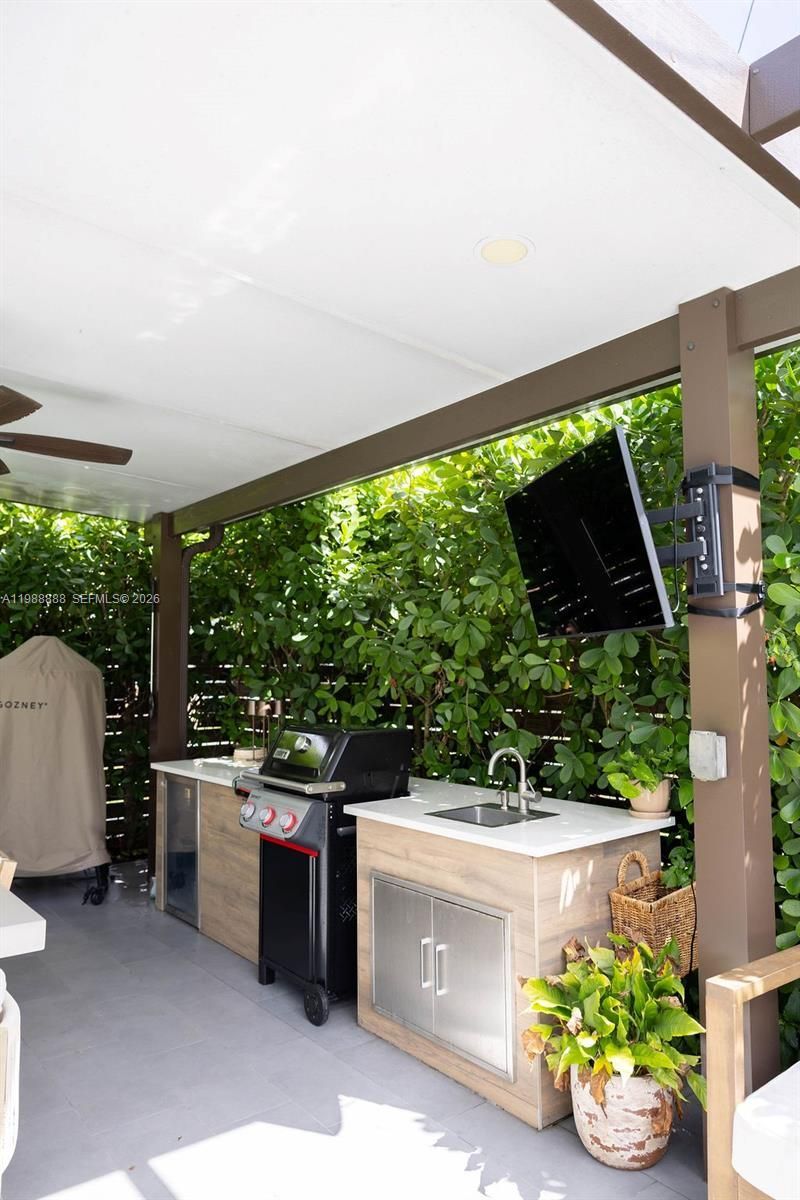 3205 SW 68th Ave , Miami, FL 33155 Photo