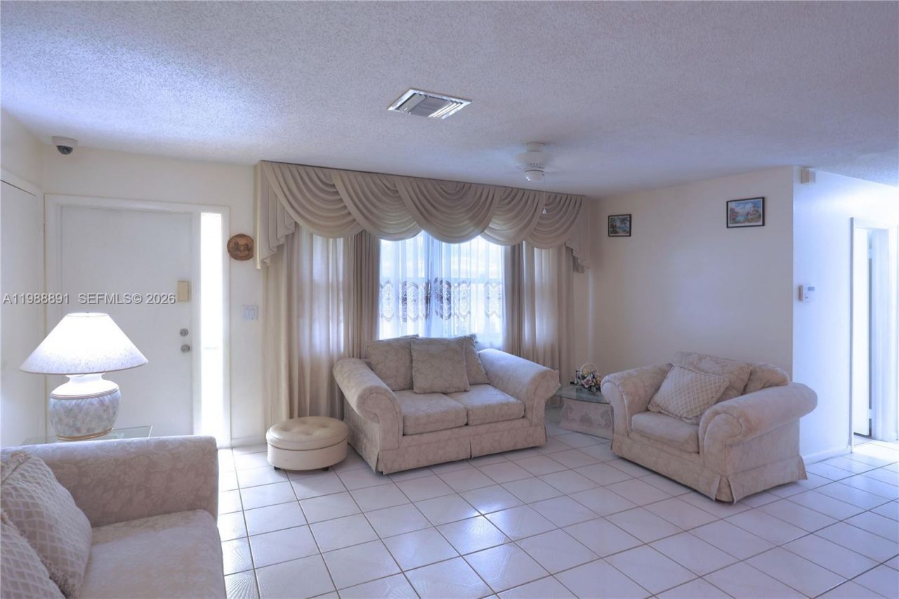 2700 N Seacrest Blvd , Boynton Beach, FL 33435 Photo