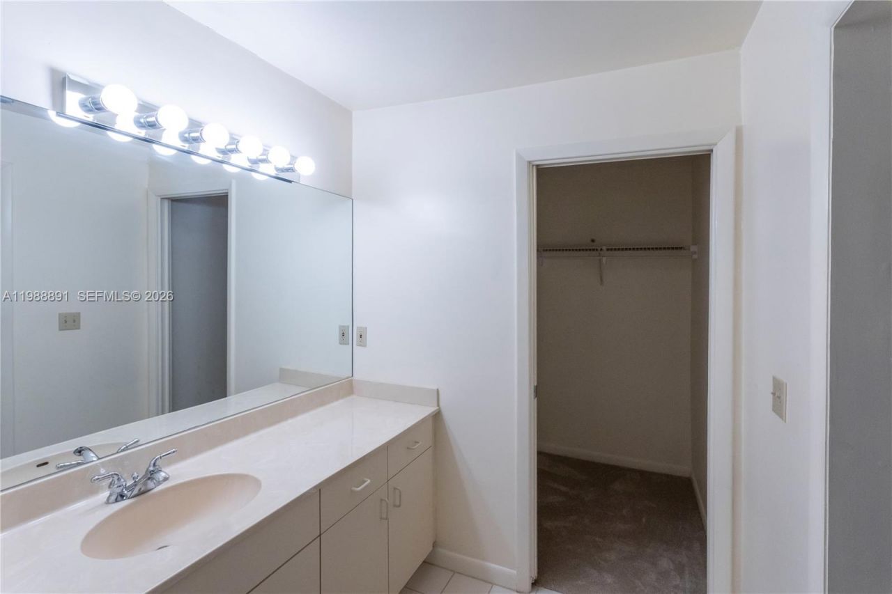 2700 N Seacrest Blvd , Boynton Beach, FL 33435 Photo