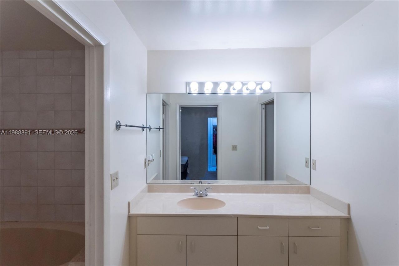 2700 N Seacrest Blvd , Boynton Beach, FL 33435 Photo