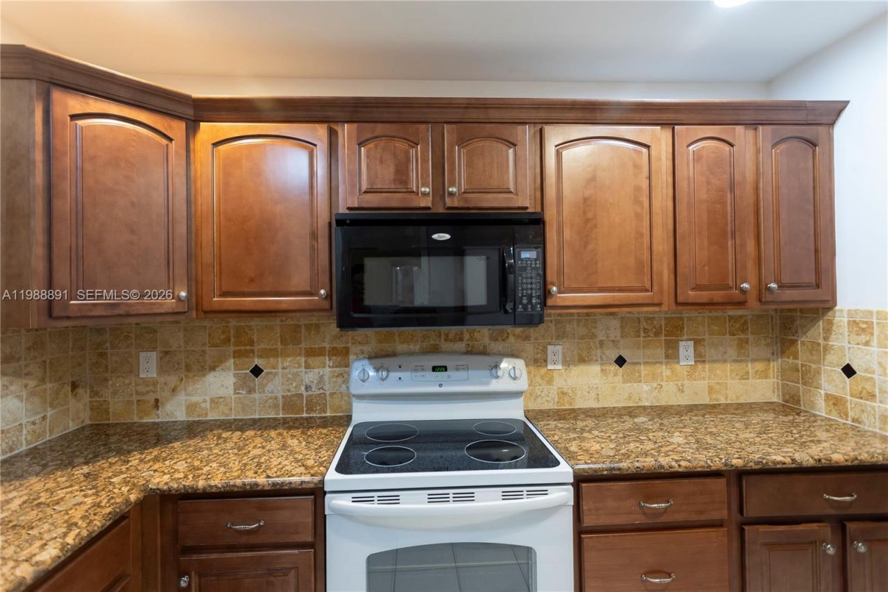 2700 N Seacrest Blvd , Boynton Beach, FL 33435 Photo