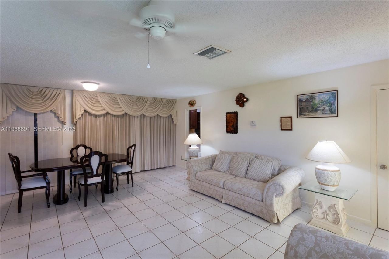 2700 N Seacrest Blvd , Boynton Beach, FL 33435 Photo