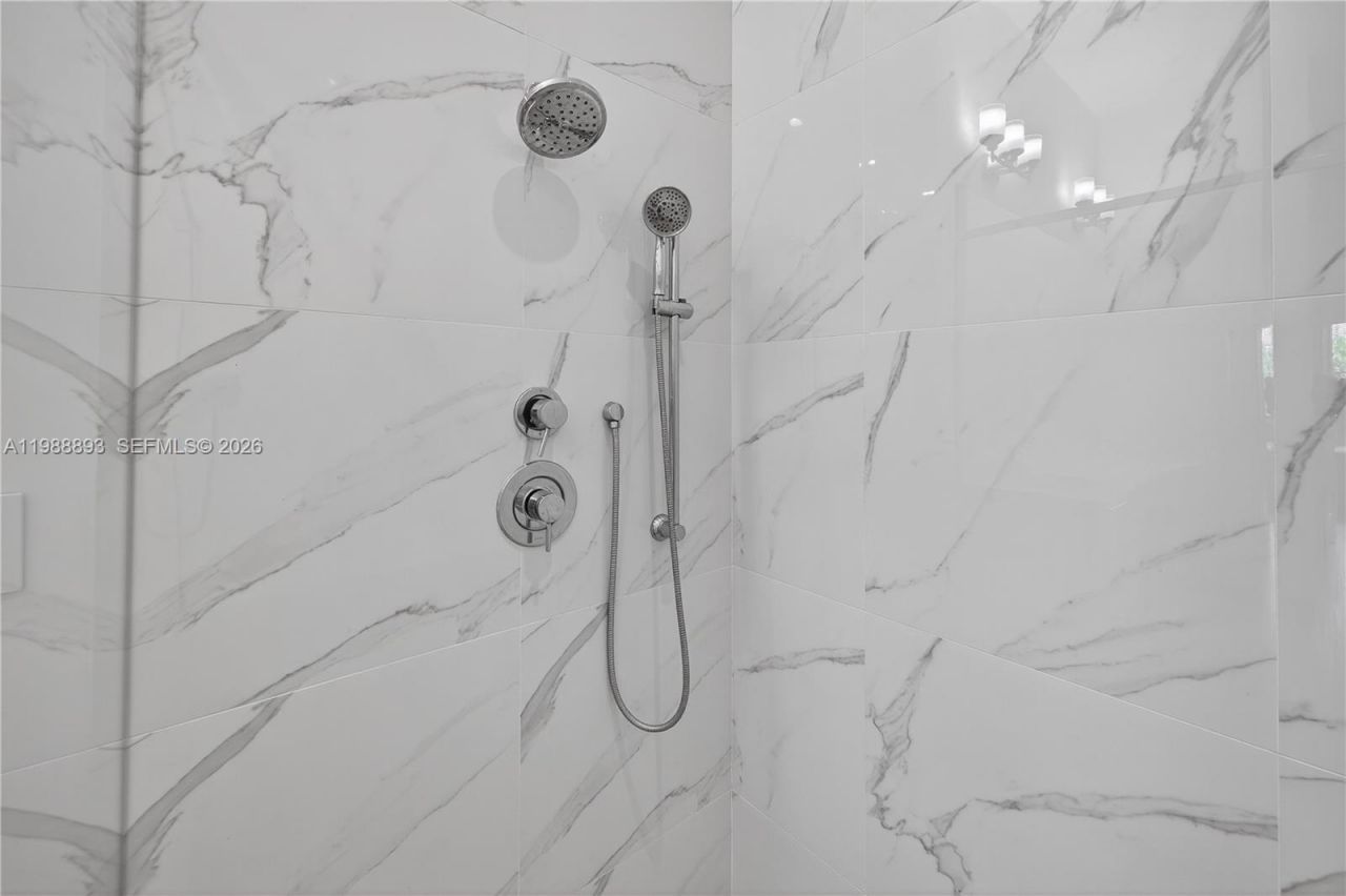 5999 E Brookfield Cir E , Hollywood, FL 33312 Photo