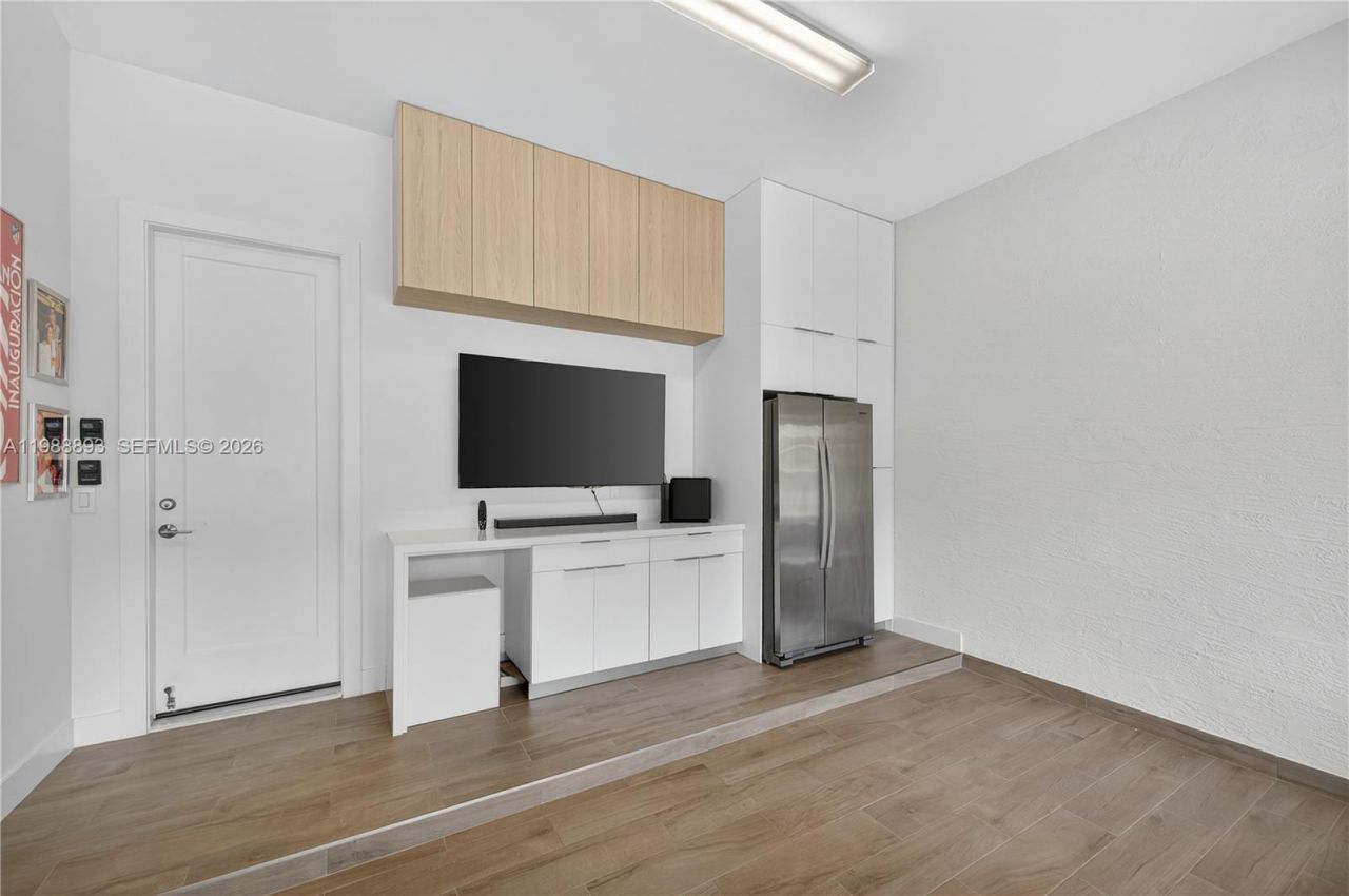 5999 E Brookfield Cir E , Hollywood, FL 33312 Photo