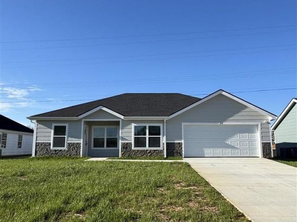 205 Ashkirk Lane , Glasgow, KY 42141