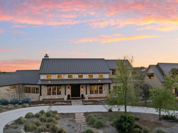 6058 Mustang Valley TRL, Wimberley, TX 78676