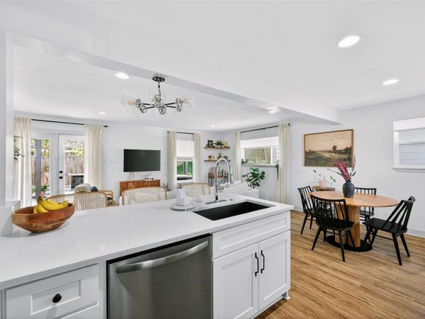 6205 Hylawn DR, Austin, TX 78723