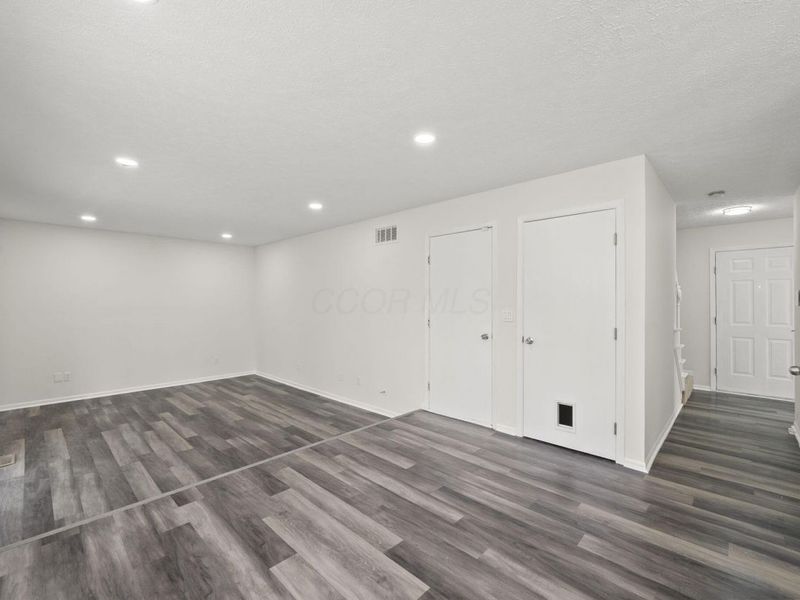 1379 Restwood Court, Columbus, OH 43204 Photo 18