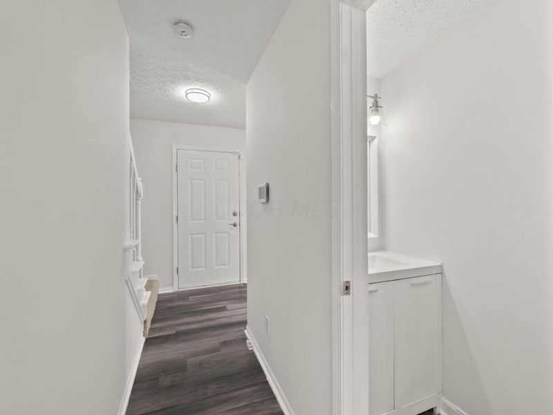 1379 Restwood Court, Columbus, OH 43204 Photo 27