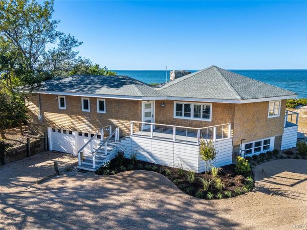 56765 Route 48 , Greenport, NY 11944