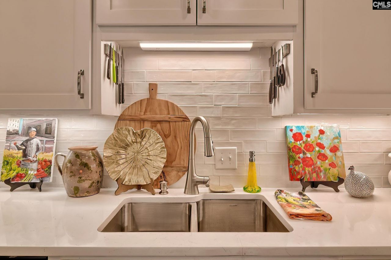 320 Hampton Trace Lane  Photo 10