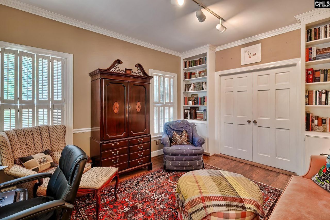 320 Hampton Trace Lane  Photo 19