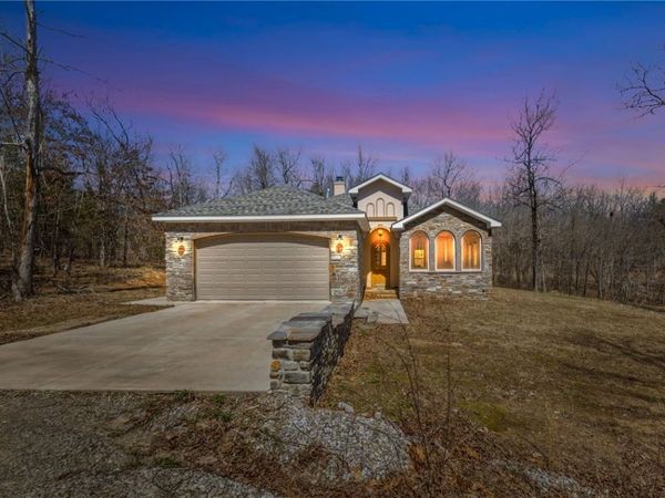 16856 Old Locke Road , Mountainburg, AR 72946