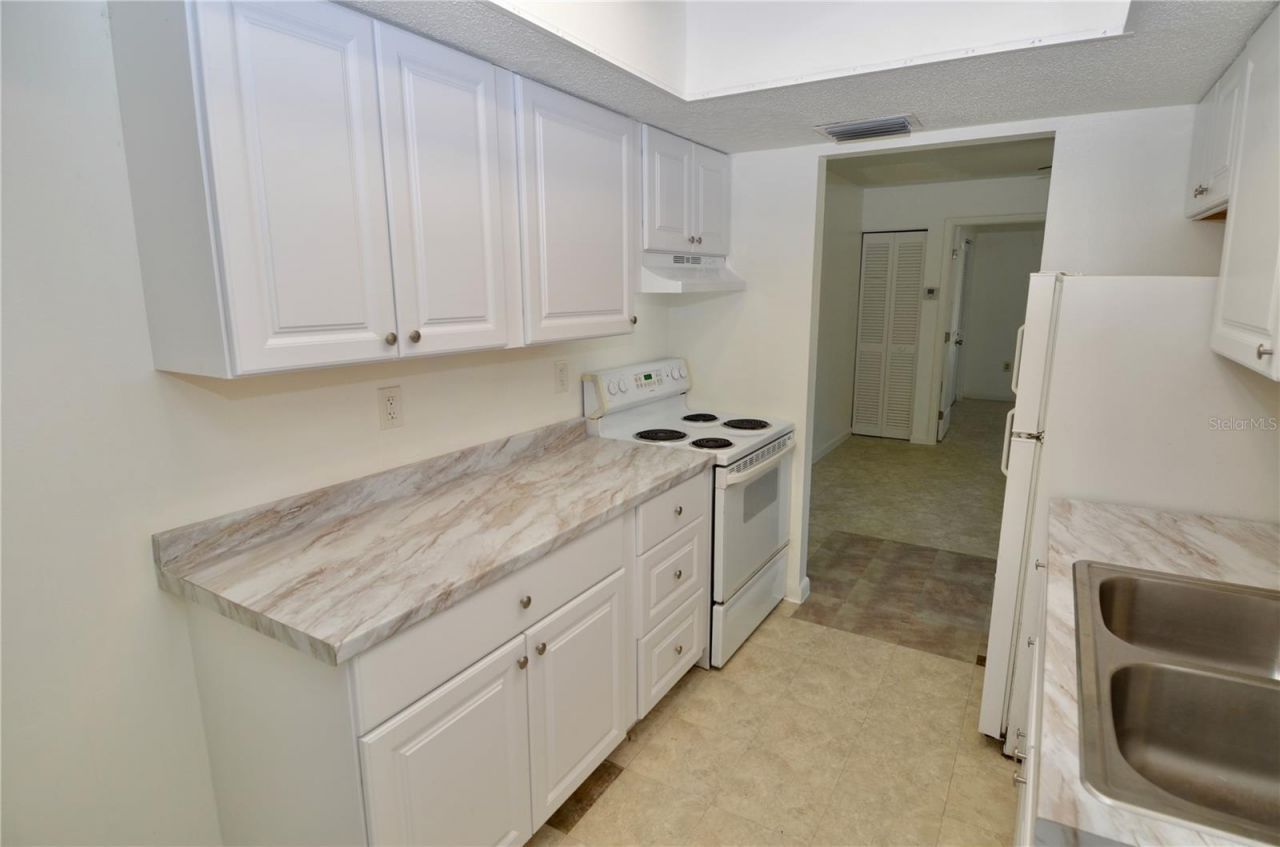 411 San Miguel Avenue, North Port, FL 34287 Photo