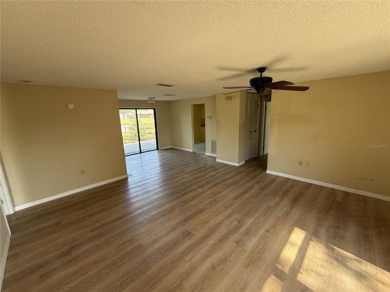 6608 36th Avenue Drive W, Bradenton, FL 34209 Photo